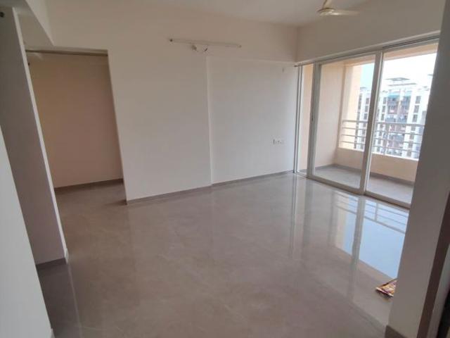 Rental | 2 BHK + Servant Room,Study Room,Extra Room,Store Room 702 Sq.Ft. Apartment in Silver Silver 9