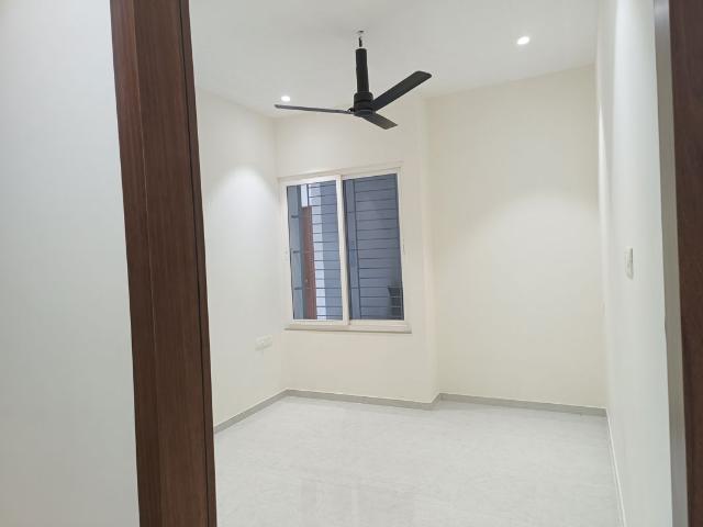 Rental | 2 BHK + Servant Room,Study Room,Extra Room,Store Room 702 Sq.Ft. Apartment in Primal Pride