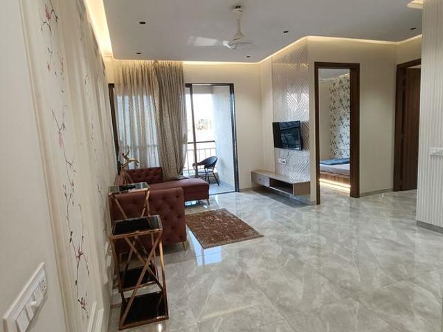 Rental | 2 BHK + Servant Room,Study Room,Extra Room,Store Room 719 Sq.Ft. Apartment in Silver City Chikhali