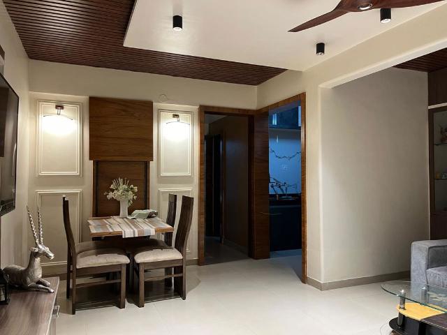 Rental | 2 BHK + Servant Room,Study Room,Extra Room,Store Room 725 Sq.Ft. Apartment in Bhumi Silverio