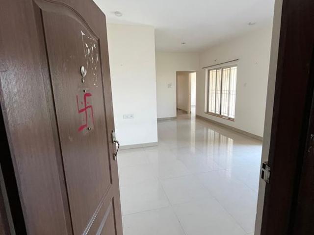 Rental | 2 BHK + Servant Room,Study Room,Extra Room,Store Room 731 Sq.Ft. Apartment in Tulip Infinity Planet