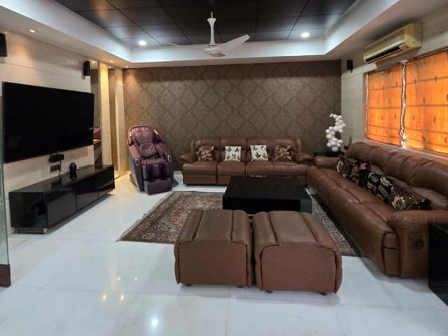 Rental | 2 BHK + Servant Room 1850 Sq.Ft. Apartment in 71 Las Palmas
