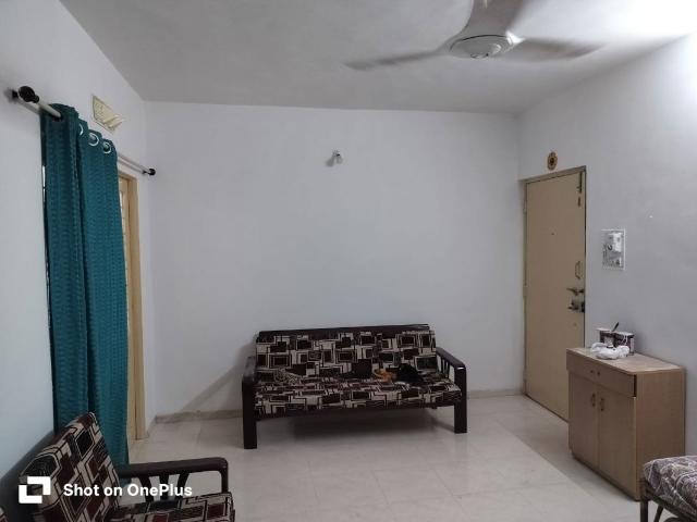 Rental | 2 BHK + Servant Room 1000 Sq.Ft. Apartment in Neelambari Apartment