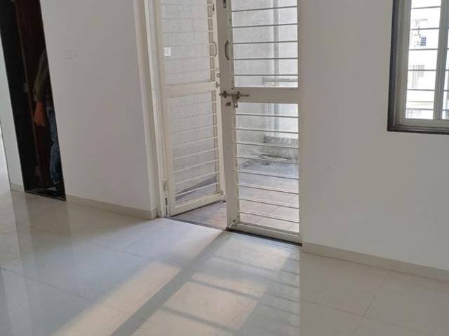 Rental | 2 BHK + Servant Room 1000 Sq.Ft. Apartment in Aryavart Star Altair