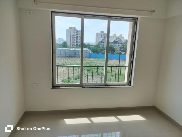 Rental | 2 BHK + Servant Room 1000 Sq.Ft. Apartment in Gayatri Bravuria Apartment