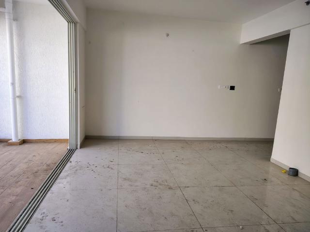 Rental | 2 BHK + Servant Room 1000 Sq.Ft. Apartment in Prithvi Sai Velocity Phase 1