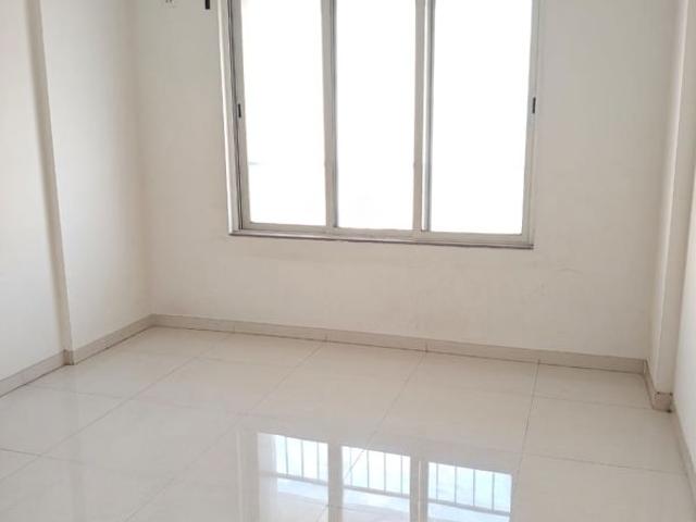 Rental | 2 BHK + Servant Room 1000 Sq.Ft. Apartment in Royal Westville