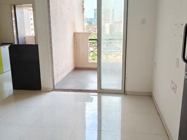Rental | 2 BHK + Servant Room 1000 Sq.Ft. Apartment in Samarth Residency