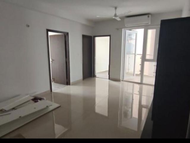 Rental | 2 BHK + Servant Room 1099 Sq.Ft. Apartment in Hero Homes Gurgaon