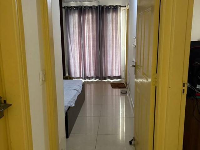 Rental | 2 BHK + Servant Room 1150 Sq.Ft. Apartment in Gardenia Golf City