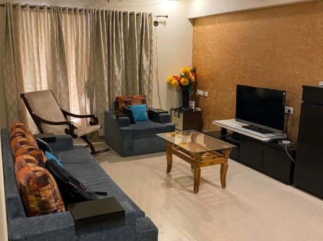 Rental | 2 BHK + Servant Room 1170 Sq.Ft. Apartment in National Sea Queen Heritage
