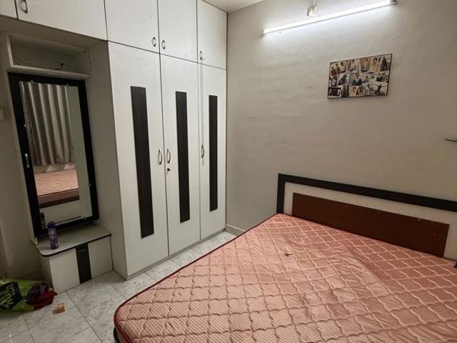 Rental | 2 BHK + Servant Room 1200 Sq.Ft. Apartment in Magarpatta Grevillea