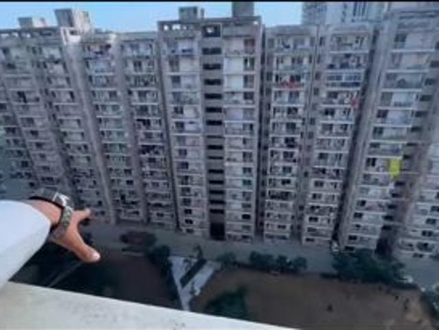 Rental | 2 BHK + Servant Room 690 Sq.Ft. Apartment in Shree Vardhman Green Court