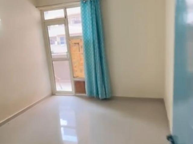 Rental | 2 BHK + Servant Room 691 Sq.Ft. Apartment in Pyramid Elite