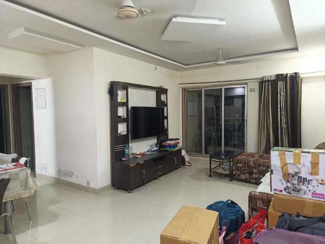 Rental | 2 BHK + Servant Room 750 Sq.Ft. Apartment in Kanakia Spaces Niharika