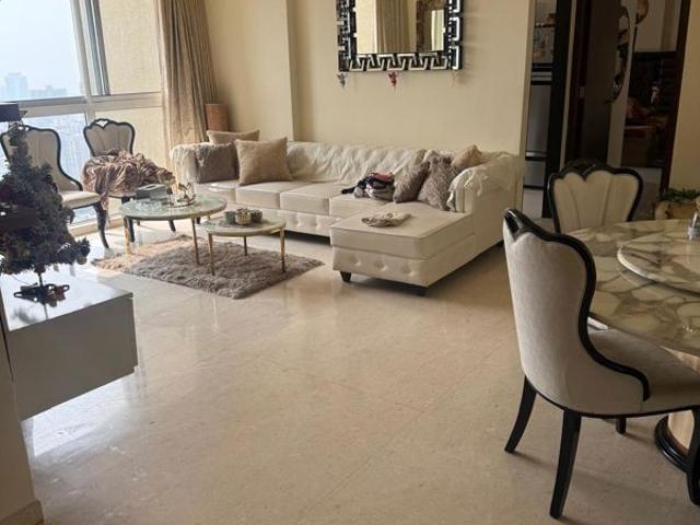 Rental | 2 BHK + Servant Room 750 Sq.Ft. Apartment in Heritage View Vile Parle