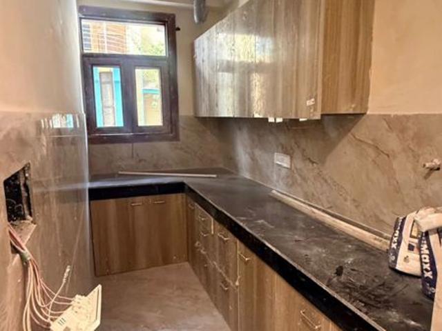 Rental | 2 BHK + Servant Room 850 Sq.Ft. Apartment in Chattarpur
