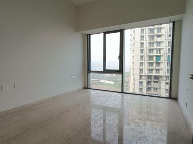 Rental | 2 BHK + Servant Room 889 Sq.Ft. Apartment in Lodha Parkside