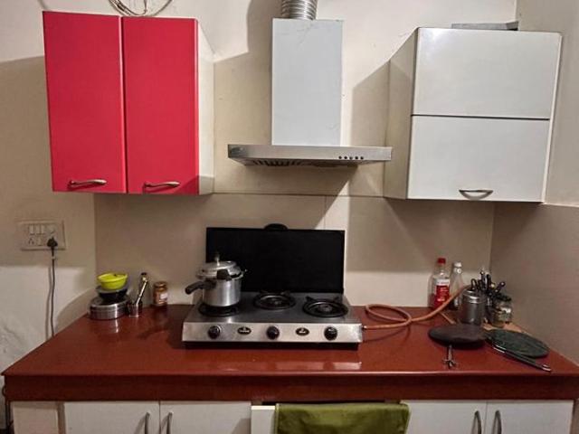 Rental | 2 BHK + Servant Room 900 Sq.Ft. Apartment in Chattarpur