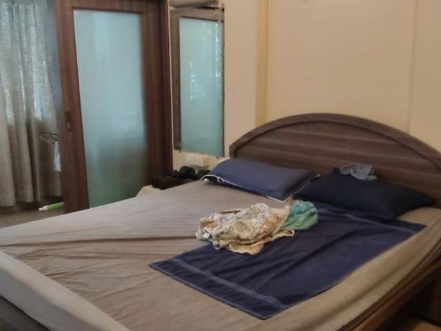 Rental | 2 BHK + Servant Room 900 Sq.Ft. Apartment in Cuffe Parade