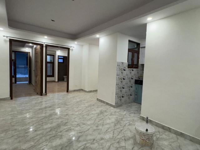 Rental | 2 BHK + Servant Room 900 Sq.Ft. Apartment in Palm Residency Chhatarpur