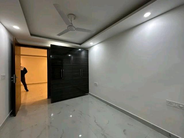 Rental | 2 BHK + Servant Room 900 Sq.Ft. Apartment in Palm Residency Chhatarpur