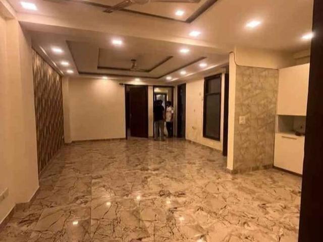 Rental | 2 BHK + Servant Room 920 Sq.Ft. Apartment in Chattarpur