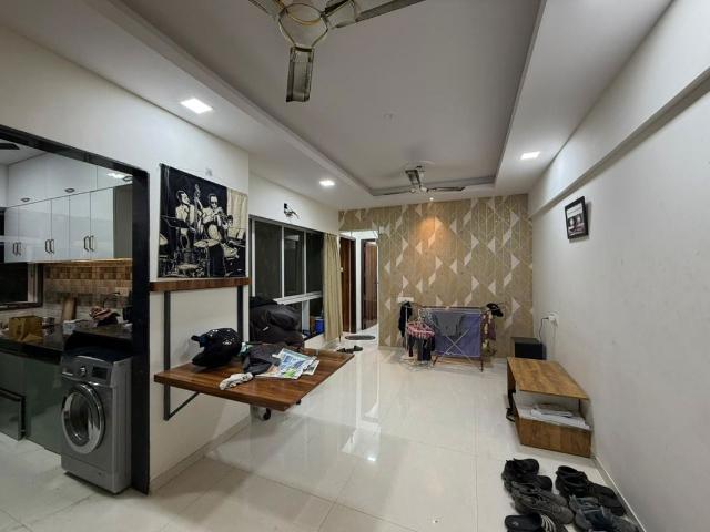 Rental | 2 BHK + Study Room 600 Sq.Ft. Apartment in Chembur