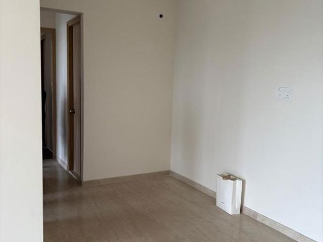 Rental | 2 BHK + Study Room 625 Sq.Ft. Apartment in Shree Vardhman Green Court