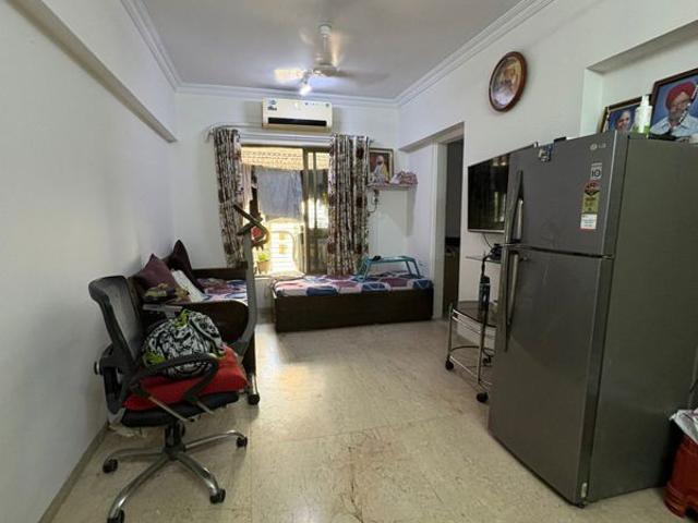 Rental | 2 BHK + Study Room 700 Sq.Ft. Apartment in Chembur