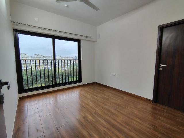 Rental | 2 BHK + Study Room 750 Sq.Ft. Apartment in Duville Riverdale Grove