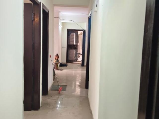 Rental | 2 BHK + Study Room 847 Sq.Ft. Apartment in Mahagun Mirabella