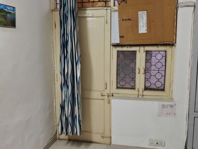 Rental | 2 BHK + Study Room 970 Sq.Ft. Independent House in Sector 11