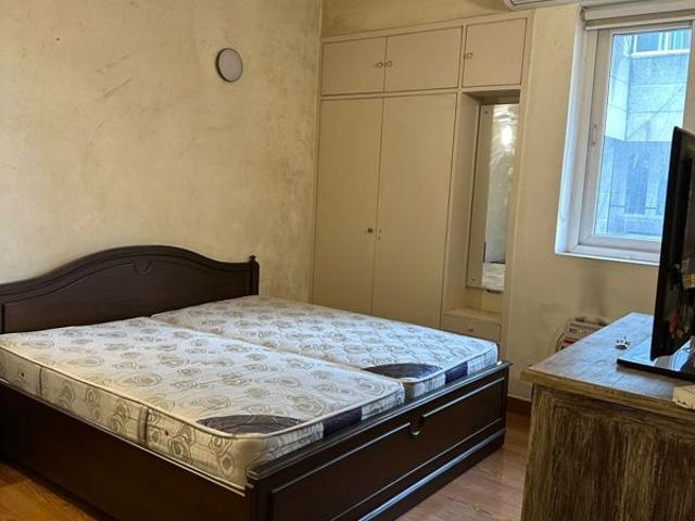 Rental | 2 BHK + Study Room 1000 Sq.Ft. Apartment in Mayur Vihar