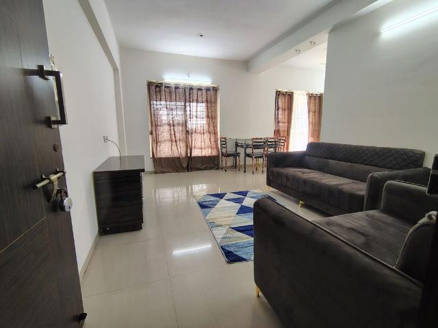 Rental | 2 BHK + Study Room 1200 Sq.Ft. Apartment in Digambar Nagar