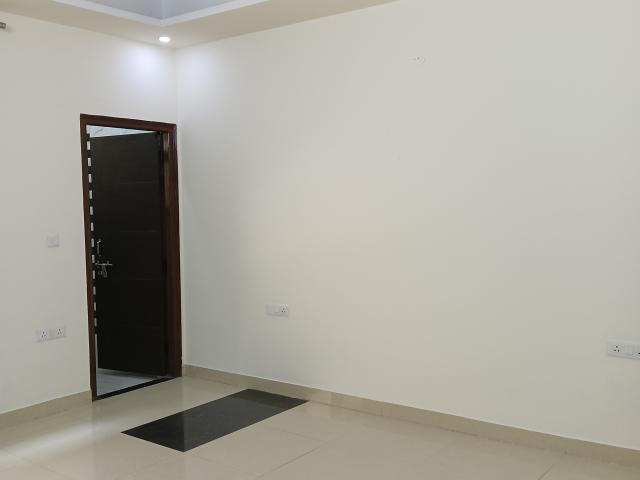 Rental | 2 BHK + Study Room 1360 Sq.Ft. Independent House in Sector 21
