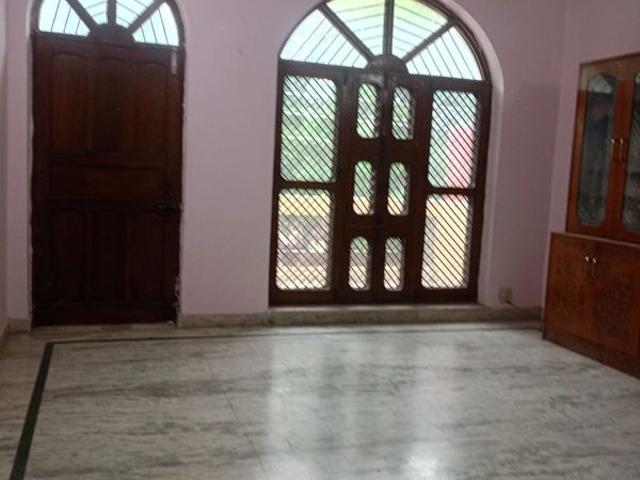 Rental | 2 BHK + Study Room 1420 Sq.Ft. Independent House in Sector 22
