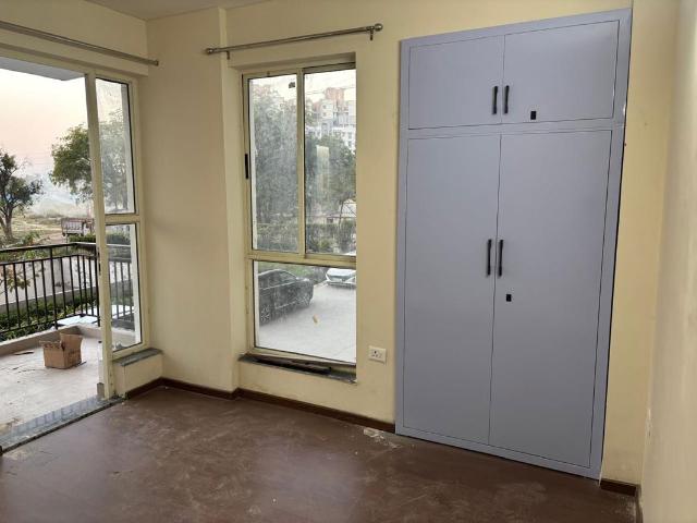 Rental | 2 BHK + Study Room 1570 Sq.Ft. Apartment in Imperia Esfera