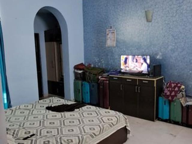 Rental | 2 BHK + Study Room 162 Sq.Mt. Villa in Sector 50