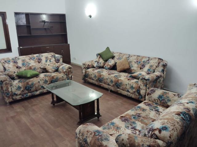 Rental | 2 BHK + Study Room 208 Sq.Yd. Apartment in Greater Kailash I