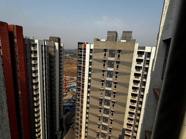 Rental | 2 BHK + Store Room 610 Sq.Ft. Apartment in Lodha Codename Premier