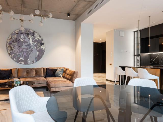 Rental | 2 BHK + Store Room 800 Sq.Ft. Apartment in Malabar Hill