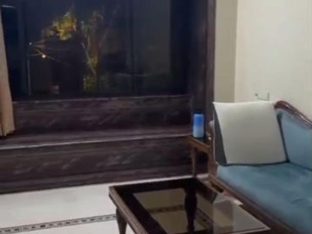 Rental | 2 BHK + Store Room 800 Sq.Ft. Apartment in Crystal Classic Vile Parle