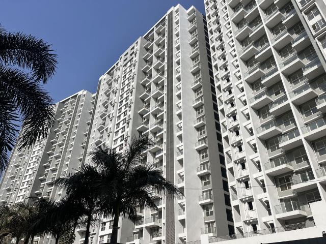 Rental | 2 BHK + Store Room 845 Sq.Ft. Apartment in Goel Ganga Serio