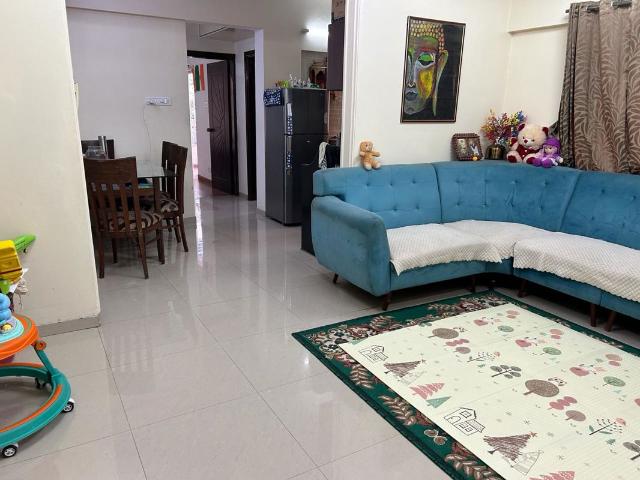 Rental | 2 BHK + Store Room 900 Sq.Ft. Apartment in Yash Sankul