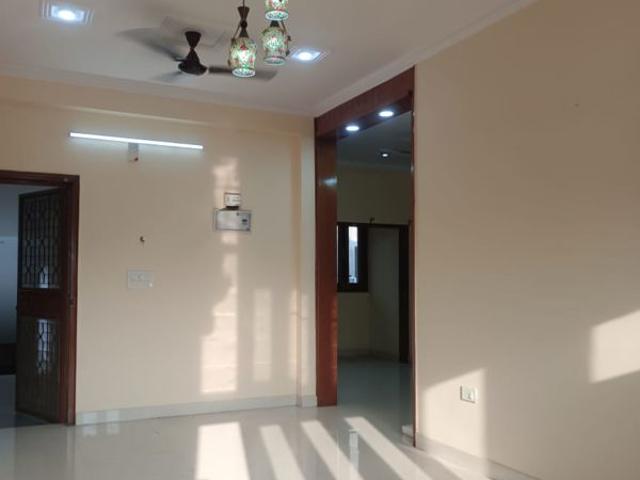 Rental | 2 BHK + Store Room 950 Sq.Ft. Apartment in IP Extension