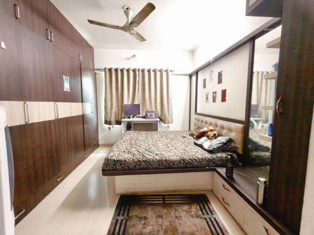 Rental | 2 BHK + Store Room 950 Sq.Ft. Apartment in Panama Silver Stone