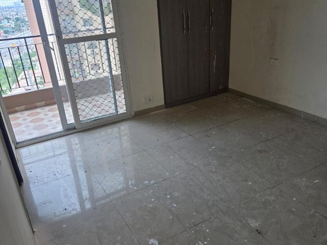 Rental | 2 BHK + Store Room 975 Sq.Ft. Apartment in Charms Castle