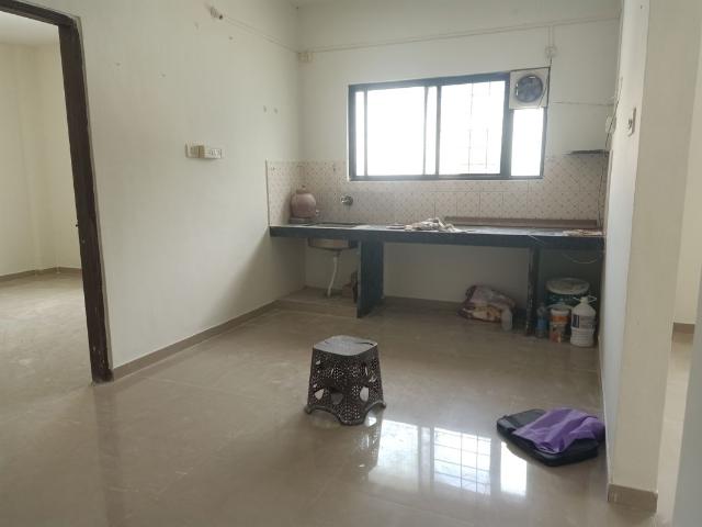Rental | 2 BHK + Store Room 1000 Sq.Ft. Apartment in Tingre Nagar