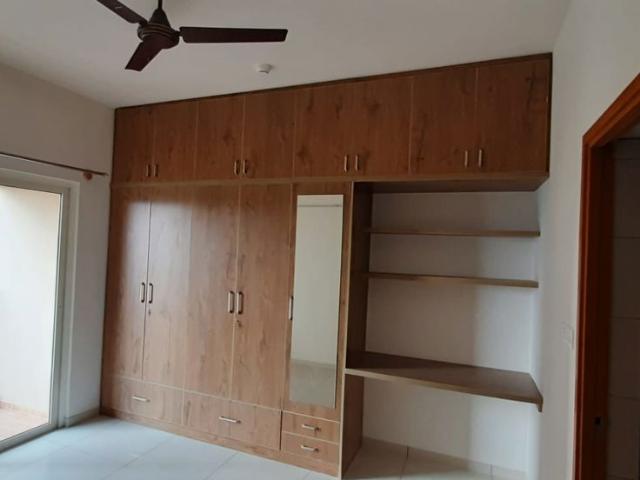 Rental | 2 BHK + Store Room 1050 Sq.Ft. Apartment in Puravankara Purva Zenium